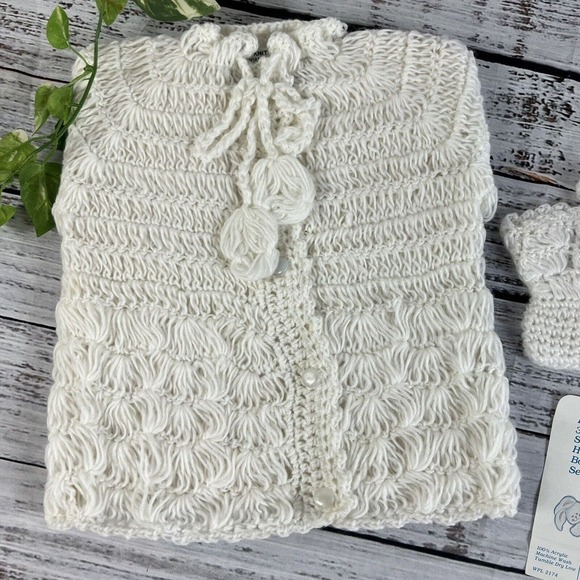 Vintage Knit Crochet Baby Infant White 3 Piece Sweater Hat Bootie Set 1000R - Picture 11 of 11